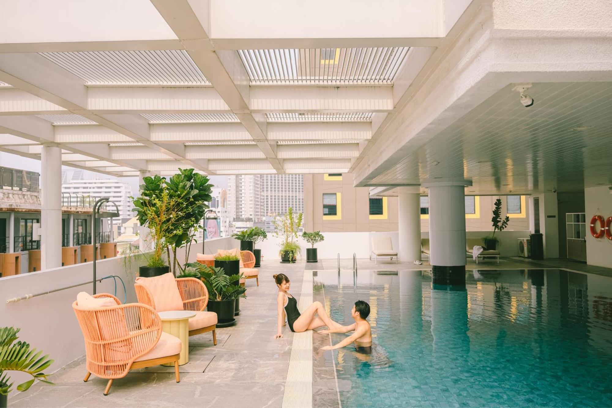 Parkroyal Suites Bangkok Exterior foto