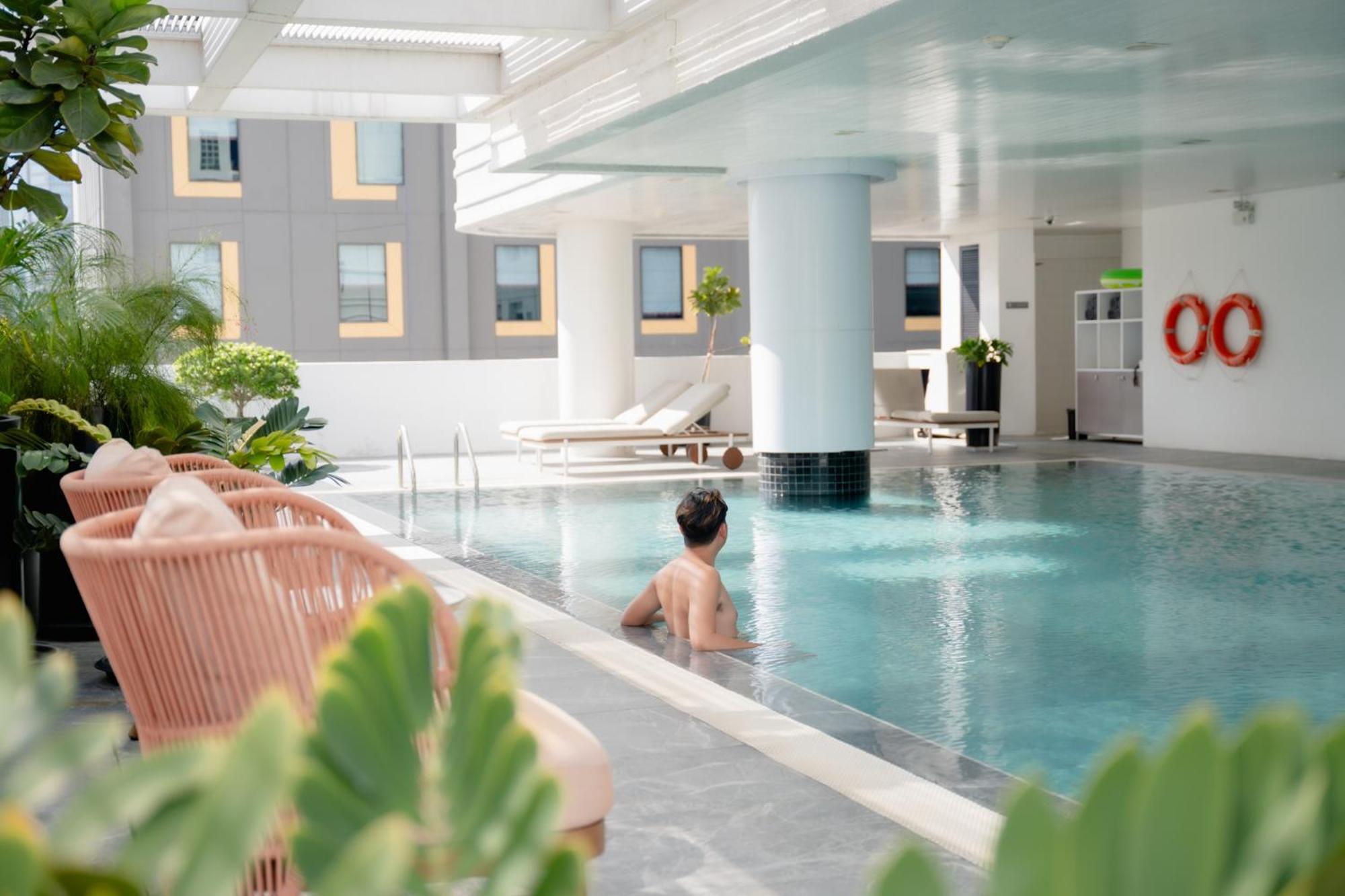 Parkroyal Suites Bangkok Exterior foto